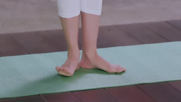 preview yoga lesson