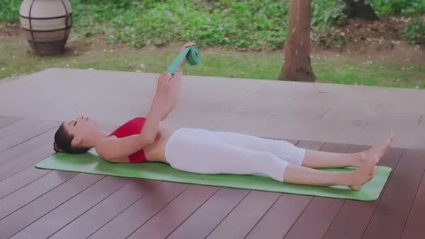 preview yoga lesson