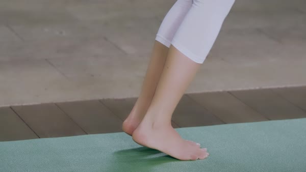 preview yoga lesson 