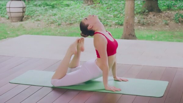 preview yoga lesson