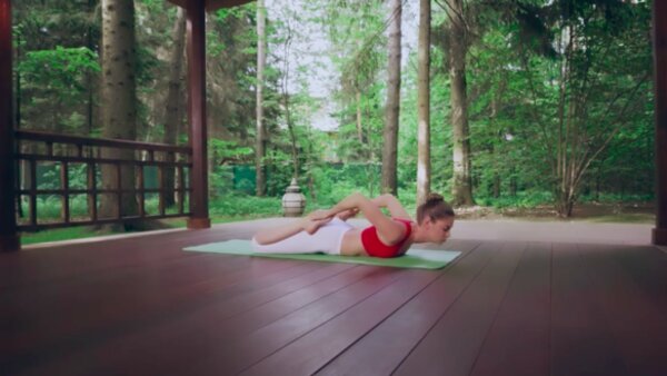 preview yoga lesson