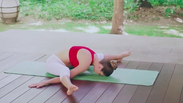 preview yoga lesson