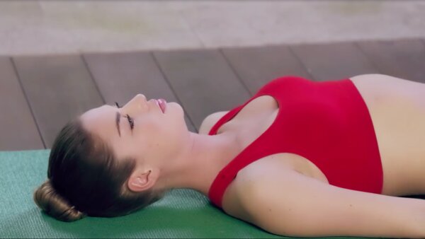 preview yoga lesson
