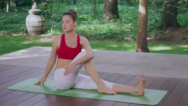 preview yoga lesson