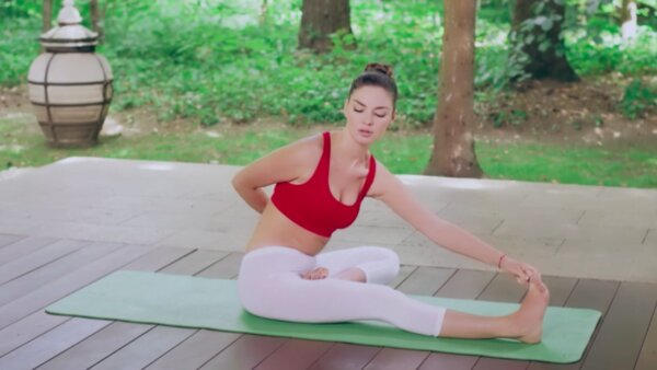 preview yoga lesson