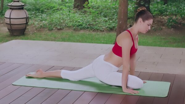 preview yoga lesson
